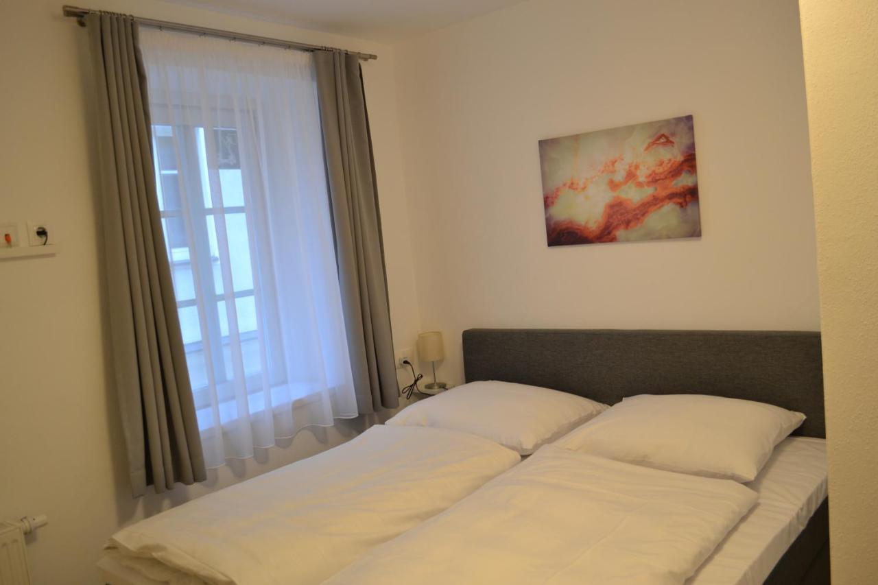 Platia - Rooms Günzburg Екстериор снимка