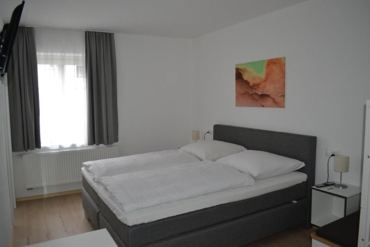 Platia - Rooms Günzburg Екстериор снимка