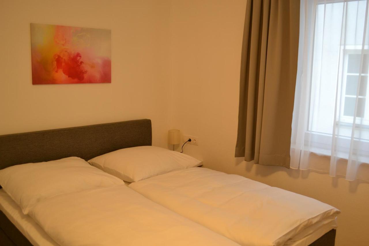 Platia - Rooms Günzburg Екстериор снимка